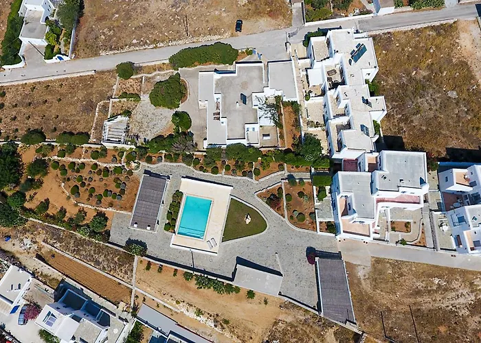 Leticia Villa With Pool With Amazing Sea Views, Paros