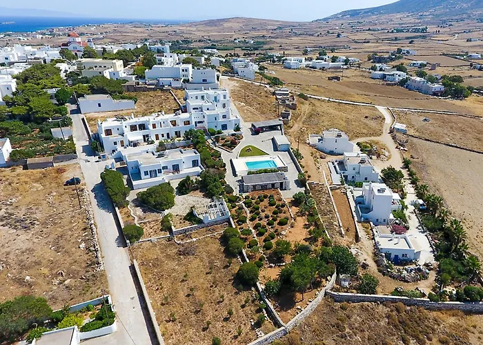 Leticia Villa With Pool With Amazing Sea Views, Paros