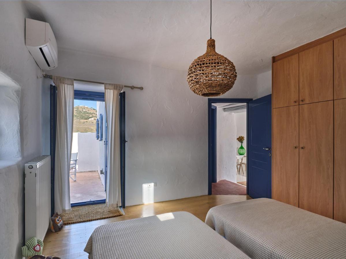 Villa Leticia With Pool With Amazing Sea Views, Paros